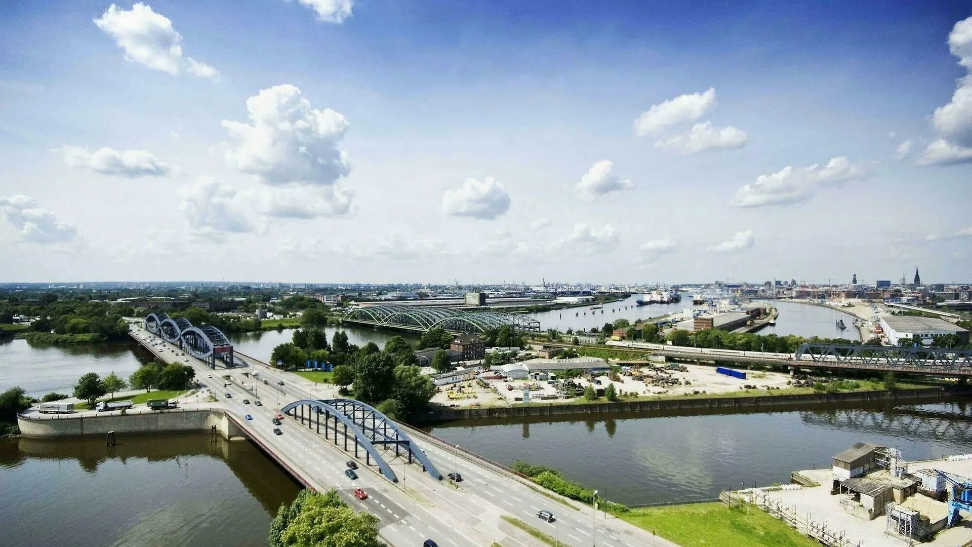 Bridge Inn Hotel Hamburg 2*,