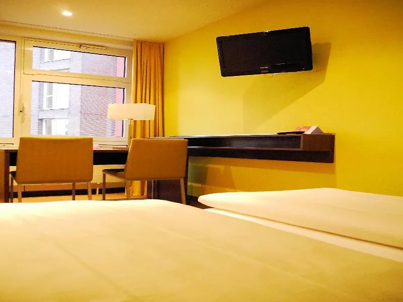 **  Bridge Inn Hotel Hambourg Allemagne